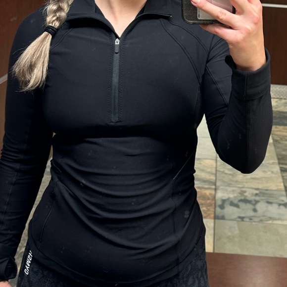 Lululemon athletic jacket 1/4 zip in black - Picture 3 of 4
